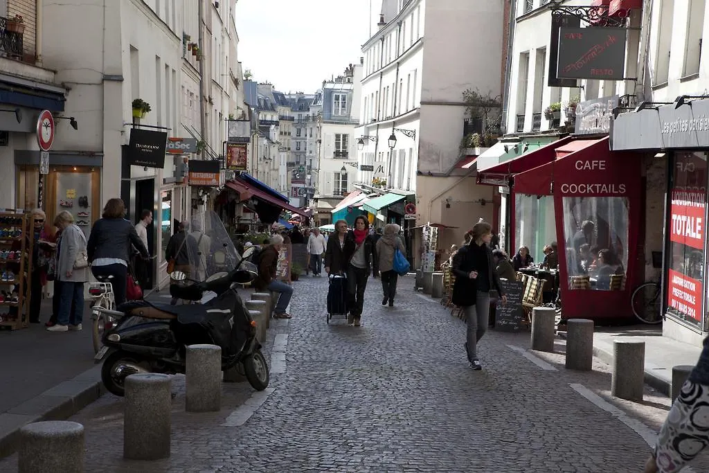 Oops! Latin Quarter By Hiphophostels-1