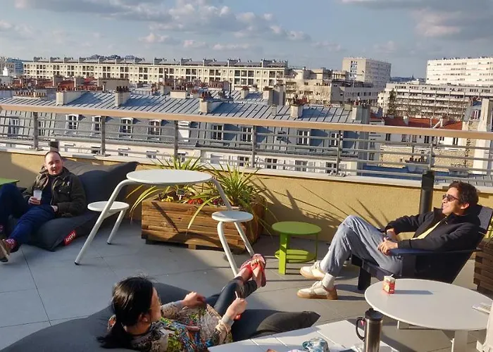 The People - Paris Bercy Hostel